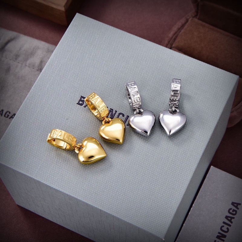 Ba*len*cia*ga earrings